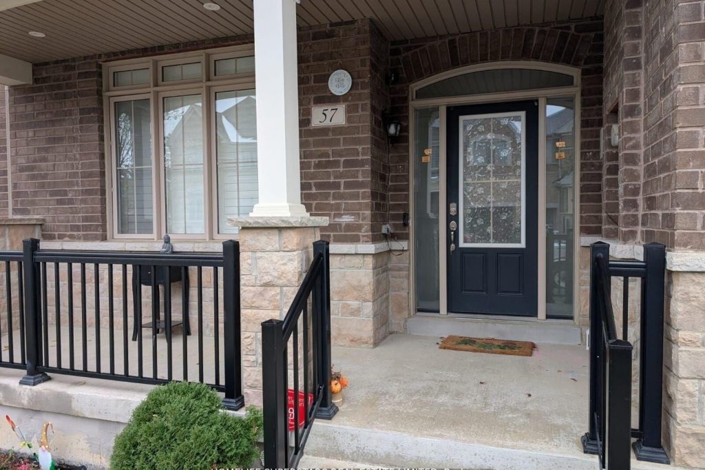 3-bedroom att/row/townhouse for rent in Brampton — 57 Yellowknife Road (Photo 1)