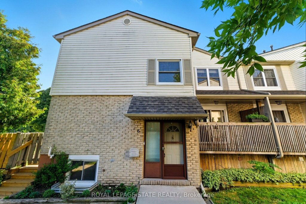 3-bedroom condo townhouse for sale in Hamilton — 6 - 1300 Upper Ottawa Street (Photo 1)