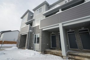 3-bedroom condo townhouse for sale in London South — 6 - 925 Deveron Crescent