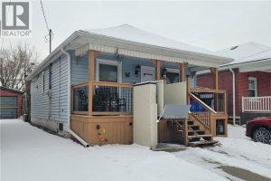 2-bedroom home for sale in Hamilton — 6 Cluny Avenue