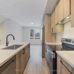 4-bedroom att/row/townhouse for rent in Richmond Hill — 6 Honey Milk Lane (Photo 3)