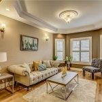 1-bedroom detached home for rent in Toronto — 6 Mirrow Court (Photo 2)