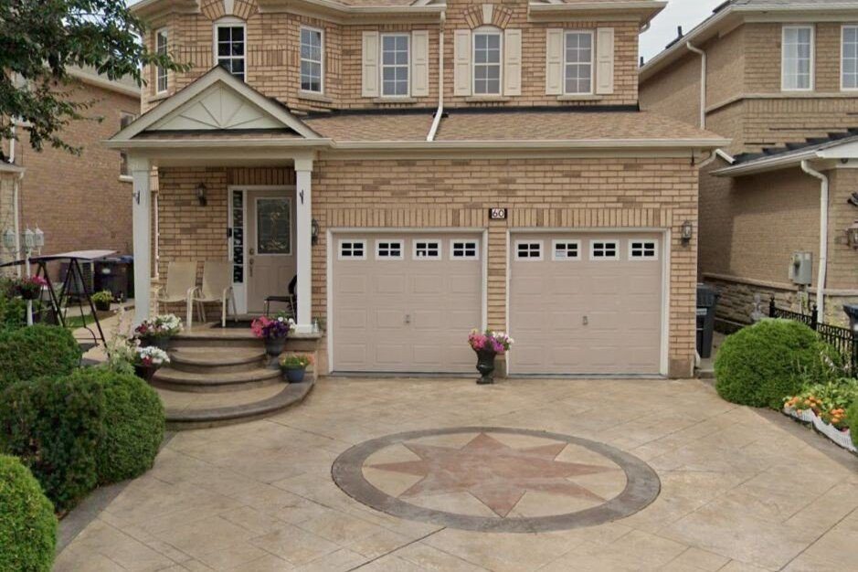 4-bedroom detached home for rent in Brampton — 60 Oranmore Crescent (Photo 1)