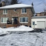 1-bedroom detached home for rent in Barrie — 60 Shanty Bay Road (Photo 1)