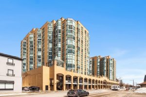 1-bedroom condo apartment for sale in Barrie — 601 - 150 Dunlop Street E