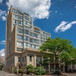 1-bedroom condo apartment for sale in Burlington — 602 - 415 Locust Street (Photo 1)