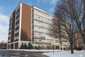 2-bedroom condo apartment for sale in Waterloo — 603 - 45 Westmount Road N