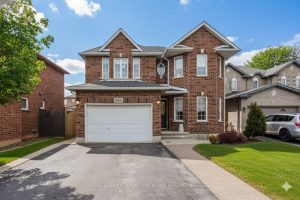 4-bedroom detached home for sale in Burlington — 606 Williamson Court
