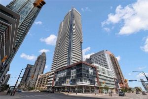 1-bedroom condo apartment for rent in Mississauga — 610 - 4065 Confederation Parkway W