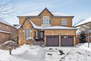 4-bedroom detached home for sale in Newmarket — 618 Ponting Place