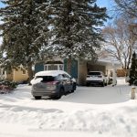 2-bedroom detached home for sale in Kitchener — 62 Greendale Crescent (Photo 1)