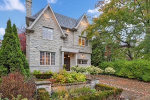 4-bedroom detached home for sale in Toronto — 62 Heath Street W