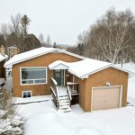 4-bedroom link home for sale in Owen Sound — 620 17th Street W (Photo 1)