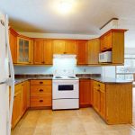 4-bedroom link home for sale in Owen Sound — 620 17th Street W (Photo 3)