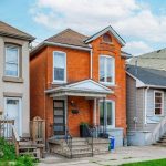 3-bedroom detached home for sale in Hamilton — 63 Beechwood Avenue (Photo 2)