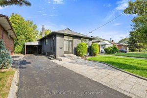 3-bedroom detached home for sale in Toronto — 63 Crosland Drive
