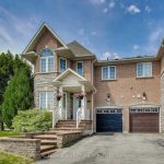 3-bedroom att/row/townhouse for sale in Newmarket — 65 Red River Crescent (Photo 3)
