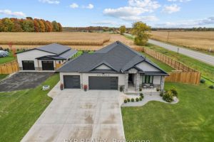 3-bedroom detached home for sale in Strathroy-caradoc — 6572 Calvert Drive