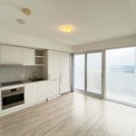 Studio condo apartment for rent in Toronto — 6608 - 100 Harbour Street (Photo 2)