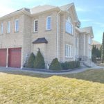 5-bedroom detached home for sale in Richmond Hill — 67 Chantilly Crescent (Photo 3)