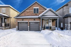3-bedroom detached home for sale in Peterborough — 670 Lemay Grove