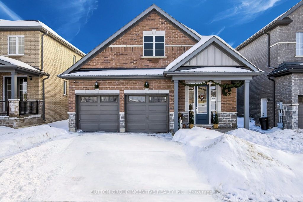 3-bedroom detached home for sale in Peterborough — 670 Lemay Grove (Photo 1)