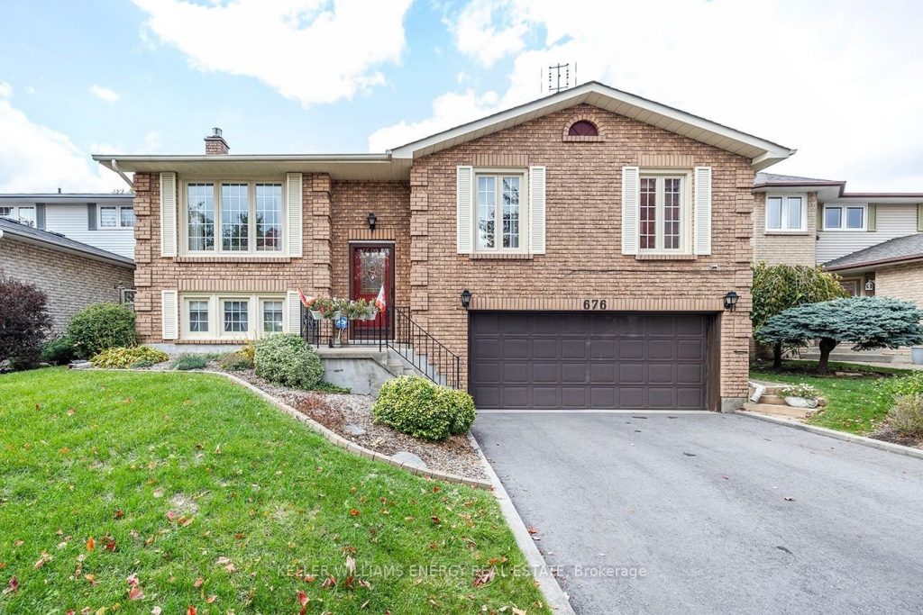 3-bedroom detached home for sale in Oshawa — 676 Whistler Drive (Photo 1)