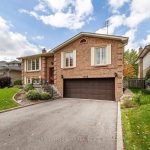 3-bedroom detached home for sale in Oshawa — 676 Whistler Drive (Photo 2)