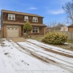 4-bedroom detached home for rent in Brampton — 69 Lorraine Crescent (Photo 4)