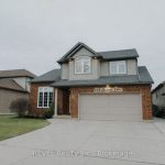 3-bedroom detached home for sale in Niagara Falls — 6978 Shannon Drive (Photo 3)