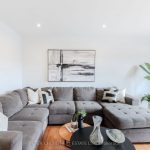 3-bedroom detached home for sale in Bradford West Gwillimbury — 7 Veseli Court (Photo 3)