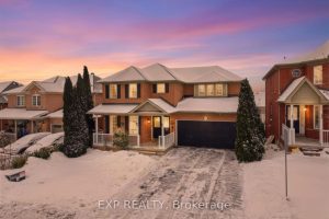 4-bedroom detached home for sale in Georgina — 70 Brecken Drive