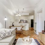 1-bedroom condo apartment for sale in Toronto — 703 - 120 Lombard Street (Photo 1)