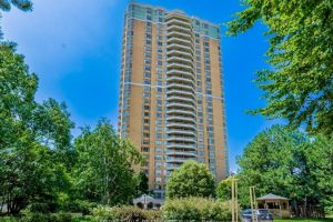2-bedroom condo apartment for sale in Toronto — 708 - 89 Skymark Drive