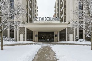 2-bedroom condo apartment for sale in Hamilton — 709 - 81 Robinson Street