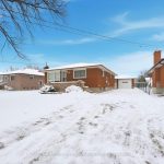 3-bedroom detached home for sale in Welland — 71 Kilgour Avenue (Photo 2)