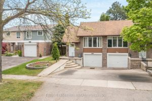 3-bedroom semi-detached home for sale in Mississauga — 7124 Cadiz Crescent