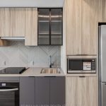 1-bedroom condo apartment for rent in Toronto — 720 - 1037 The Queensway N/a (Photo 4)