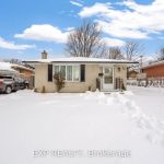 3-bedroom detached home for sale in London South — 73 Alayne Crescent (Photo 1)