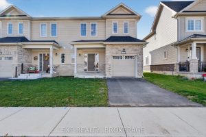 3-bedroom semi-detached home for sale in Loyalist — 73 Oakmont Drive