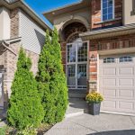 4-bedroom duplex home for sale in Hamilton — 733 Stone Church Road E (Photo 2)