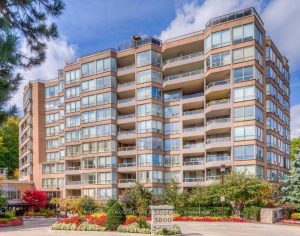 2-bedroom condo apartment for sale in Toronto — 737 - 3600 Yonge Street