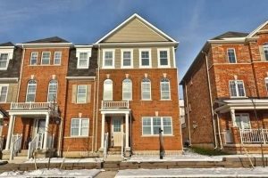 3-bedroom att/row/townhouse for sale in Hamilton — 74 - 22 Spring Creek Drive