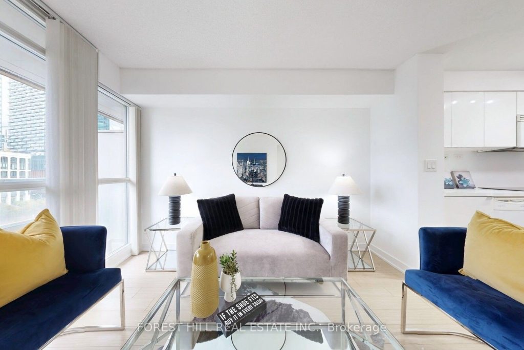 1-bedroom condo apartment for sale in Toronto — 743 - 10 Capreol Court (Photo 1)