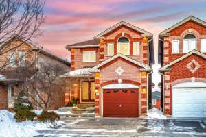 3-bedroom detached home for sale in Bradford West Gwillimbury — 75 Smith Street