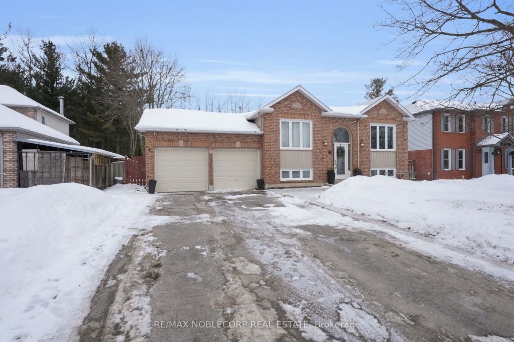 3-bedroom detached home for sale in Essa — 76 Edenbridge Drive (Photo 1)