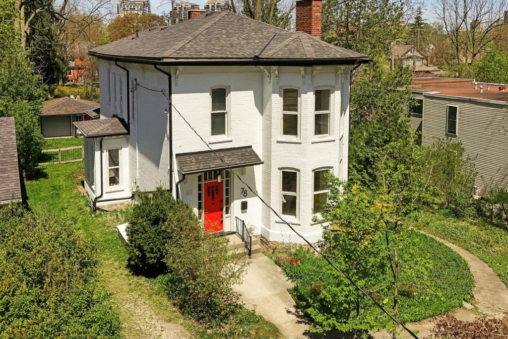 5-bedroom detached home for sale in Waterloo — 78 William Street W (Photo 1)