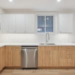 2-bedroom detached home for rent in Toronto — 8 - 321 St George Street (Photo 4)