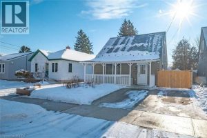 4-bedroom home for sale in Brantford — 80 Aberdeen Avenue