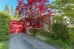 2-bedroom detached home for sale in Toronto — 80 Berkinshaw Crescent